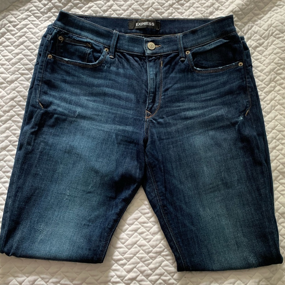 Express Mid Rise Jean Legging - Picture 2 of 8